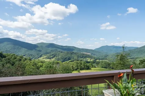 1013 Perry Road West Jefferson NC 28694
