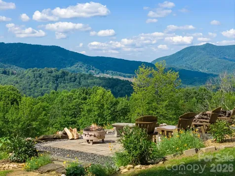 1013 Perry Road West Jefferson NC 28694