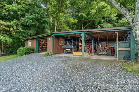 1013 Perry Road West Jefferson NC 28694