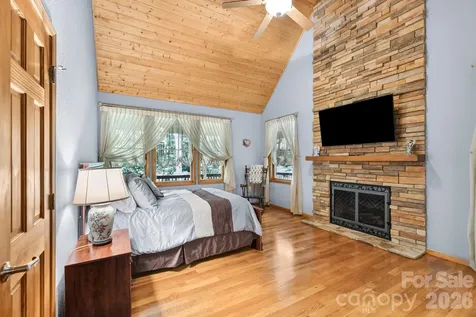 149 Oriole Road Brevard NC 28712