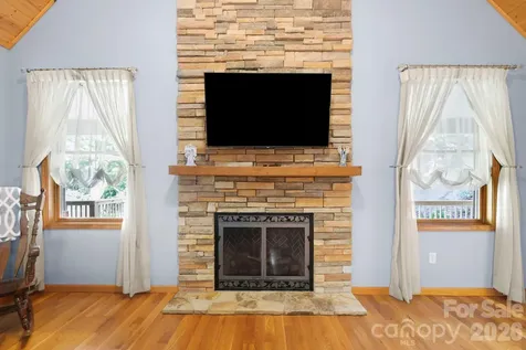 149 Oriole Road Brevard NC 28712