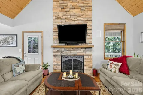 149 Oriole Road Brevard NC 28712