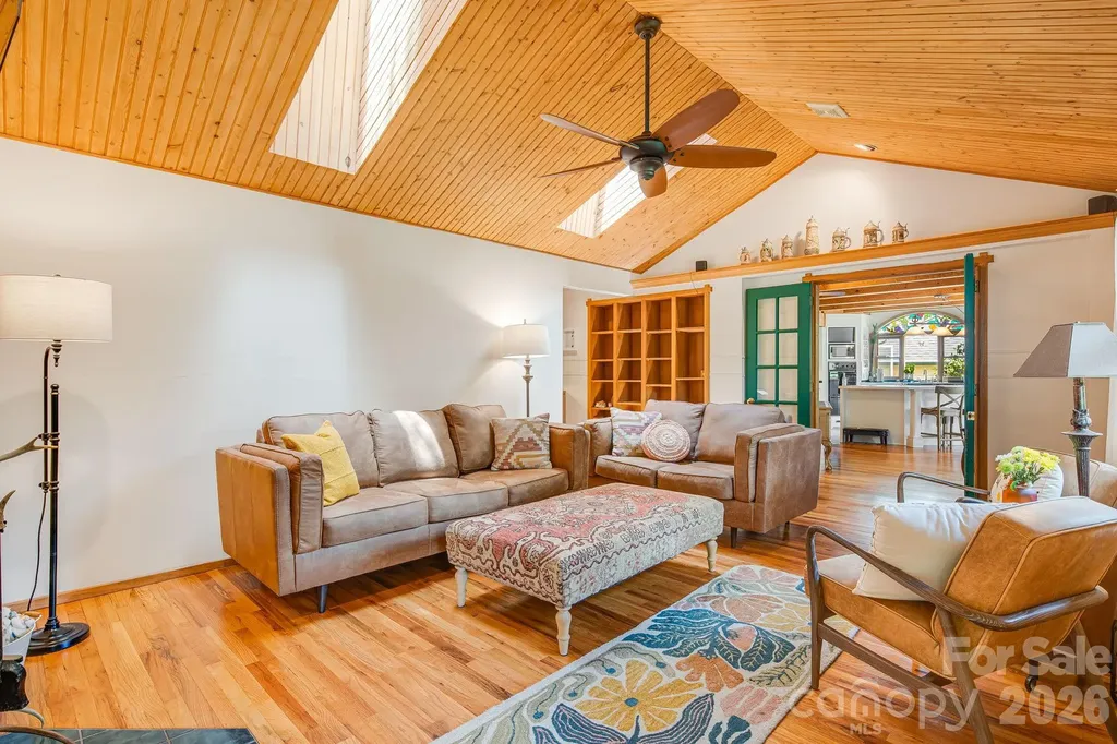 200 Black Hawk Trail Waynesville NC 28785