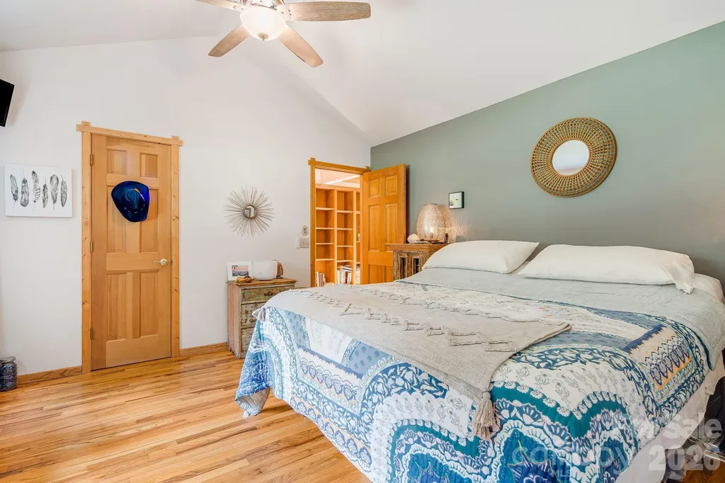 200 Black Hawk Trail Waynesville NC 28785