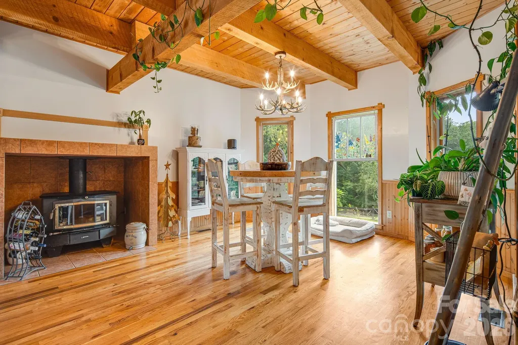 200 Black Hawk Trail Waynesville NC 28785