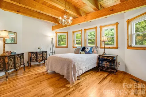 200 Black Hawk Trail Waynesville NC 28785