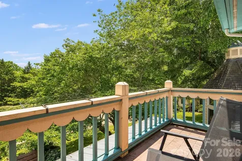 200 Black Hawk Trail Waynesville NC 28785