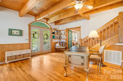 200 Black Hawk Trail Waynesville NC 28785