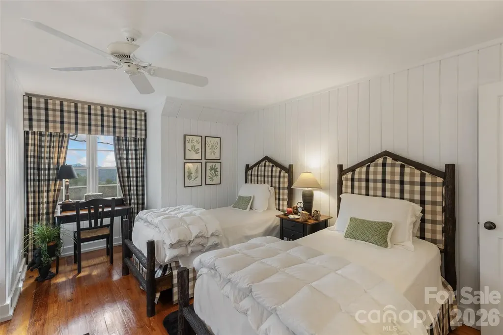 1213 Lost Valley Road Scaly Mountain NC 28775