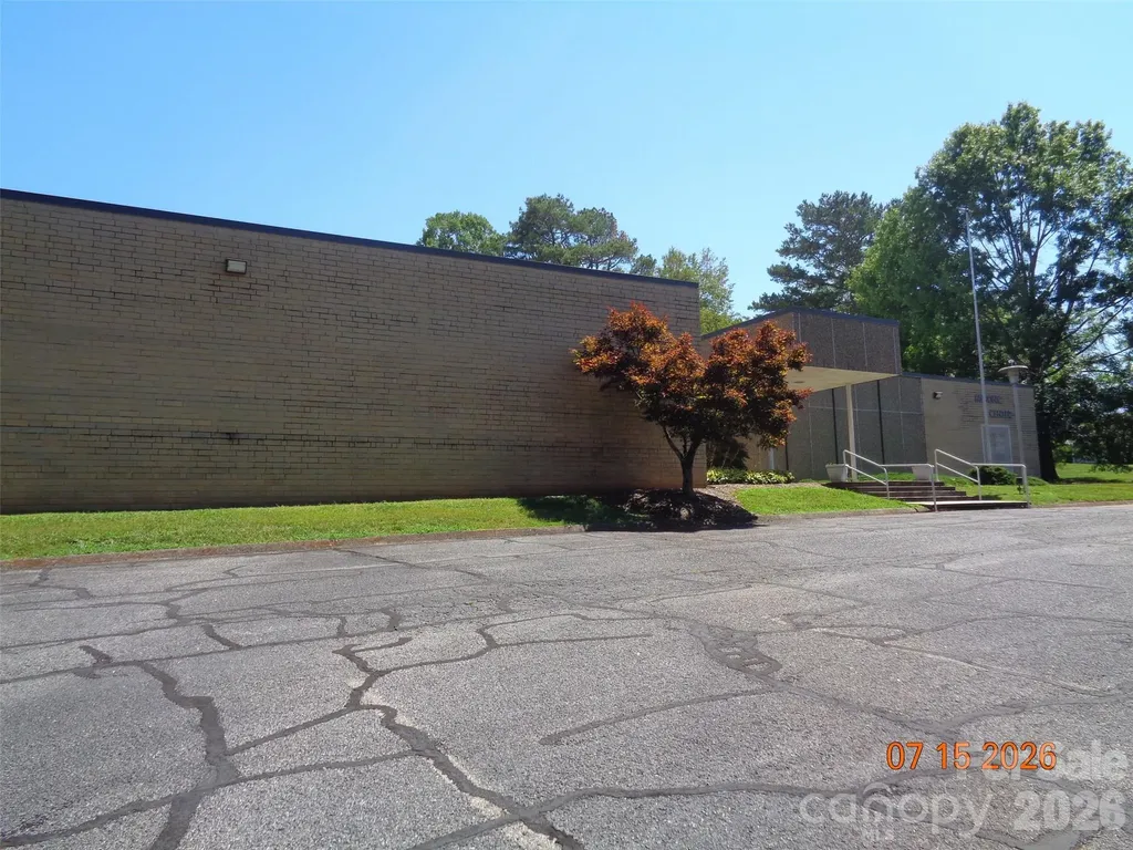 30 Catawba Valley Boulevard SE Hickory NC 28602