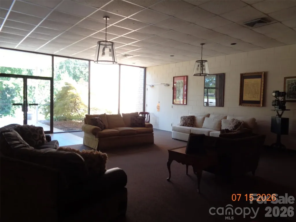 30 Catawba Valley Boulevard SE Hickory NC 28602