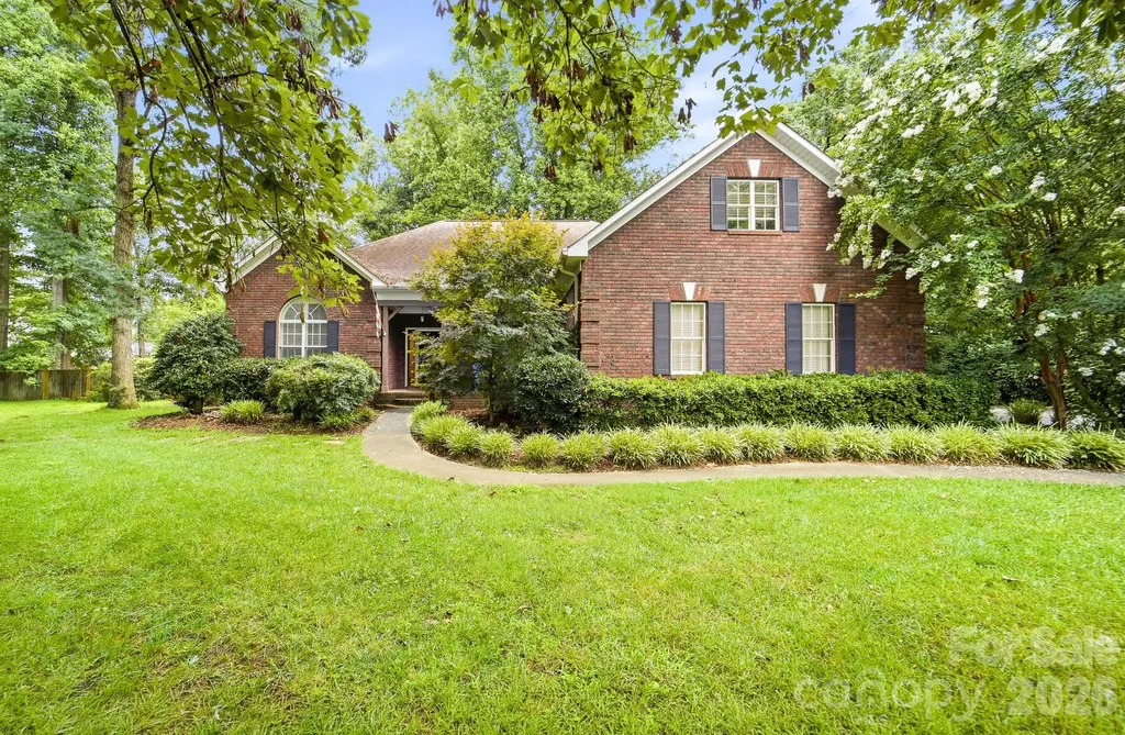 15002 Dexter Lemmond Court Charlotte NC 28227
