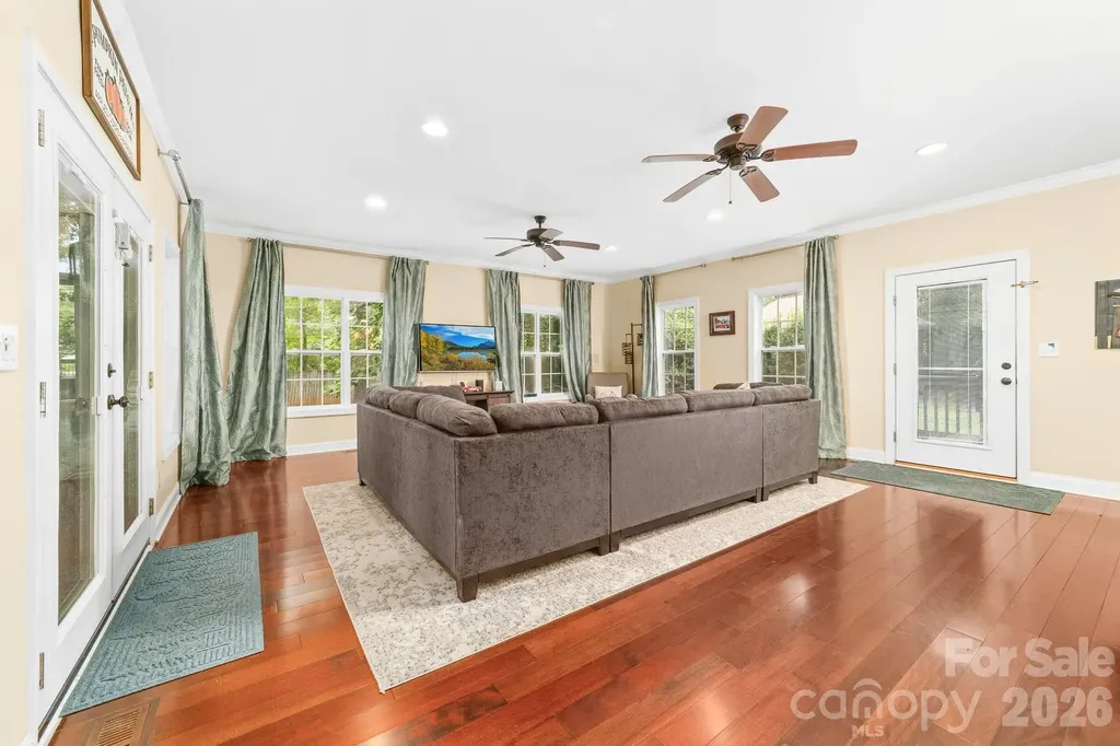 15002 Dexter Lemmond Court Charlotte NC 28227
