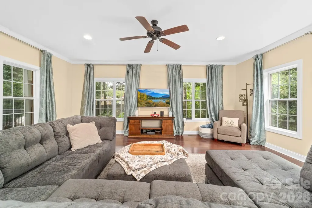 15002 Dexter Lemmond Court Charlotte NC 28227