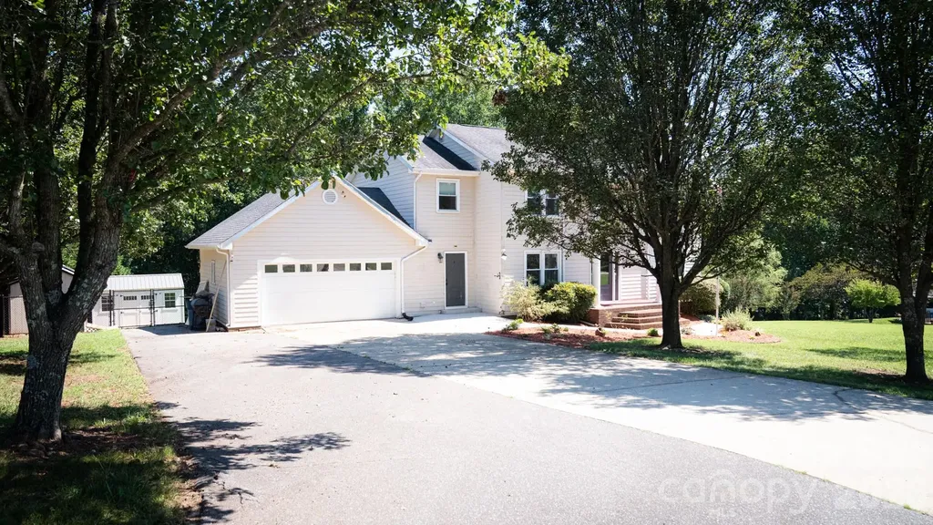 6567 Keeneland Trail Vale NC 28168