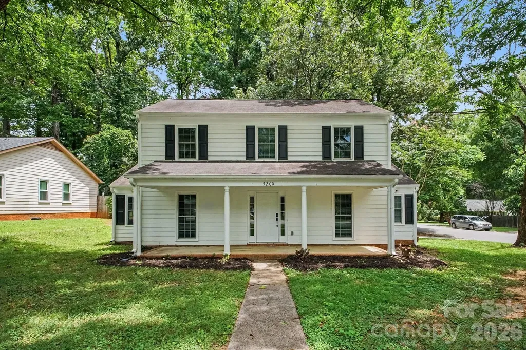 5200 Birchbark Lane Charlotte NC 28227