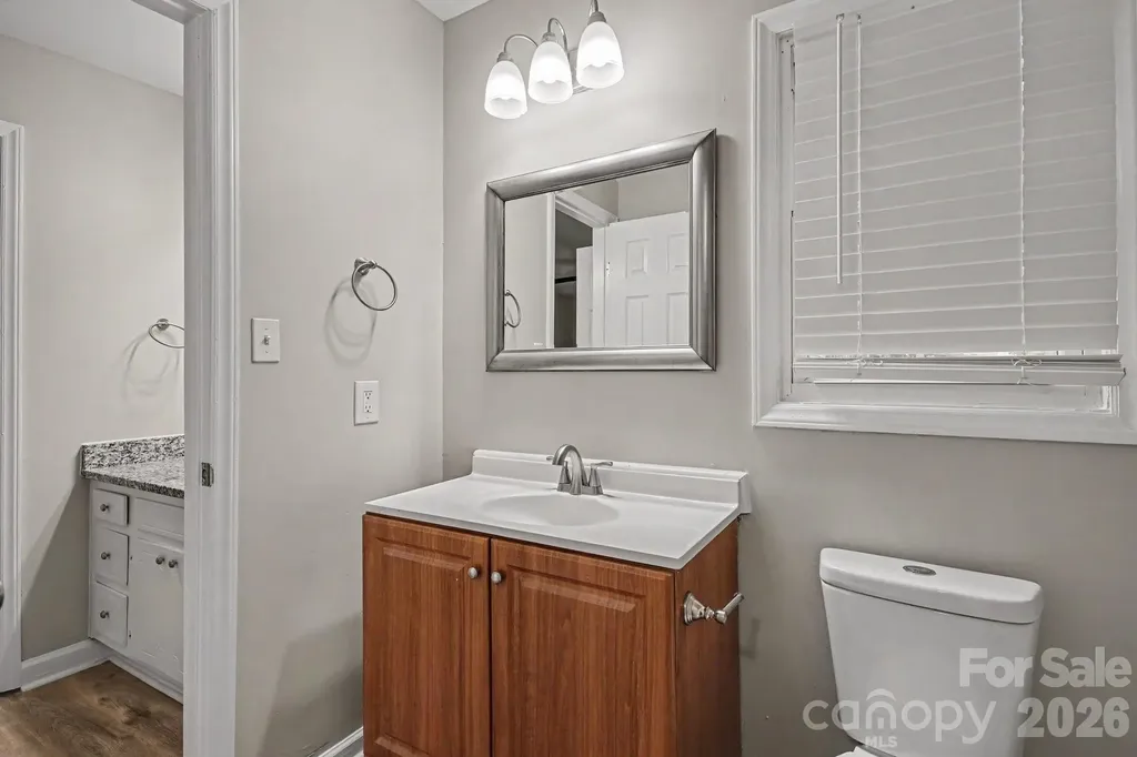5200 Birchbark Lane Charlotte NC 28227