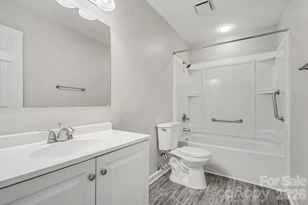 5505 Trossacks Court Charlotte NC 28212