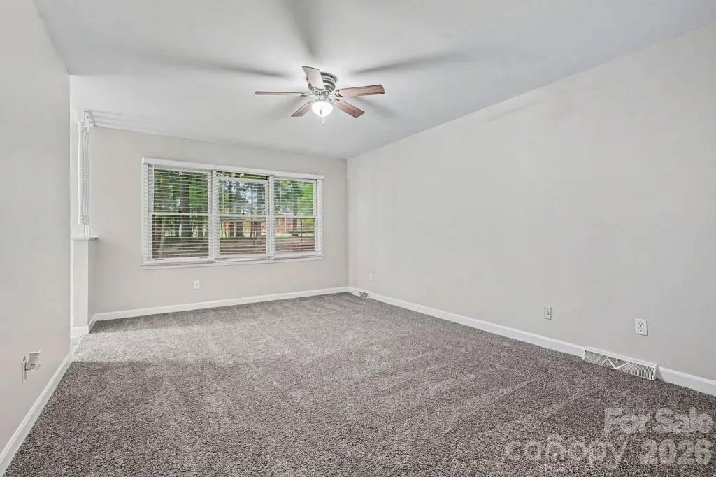 5505 Trossacks Court Charlotte NC 28212