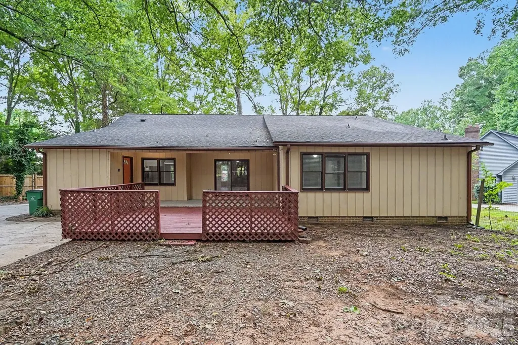 5505 Trossacks Court Charlotte NC 28212