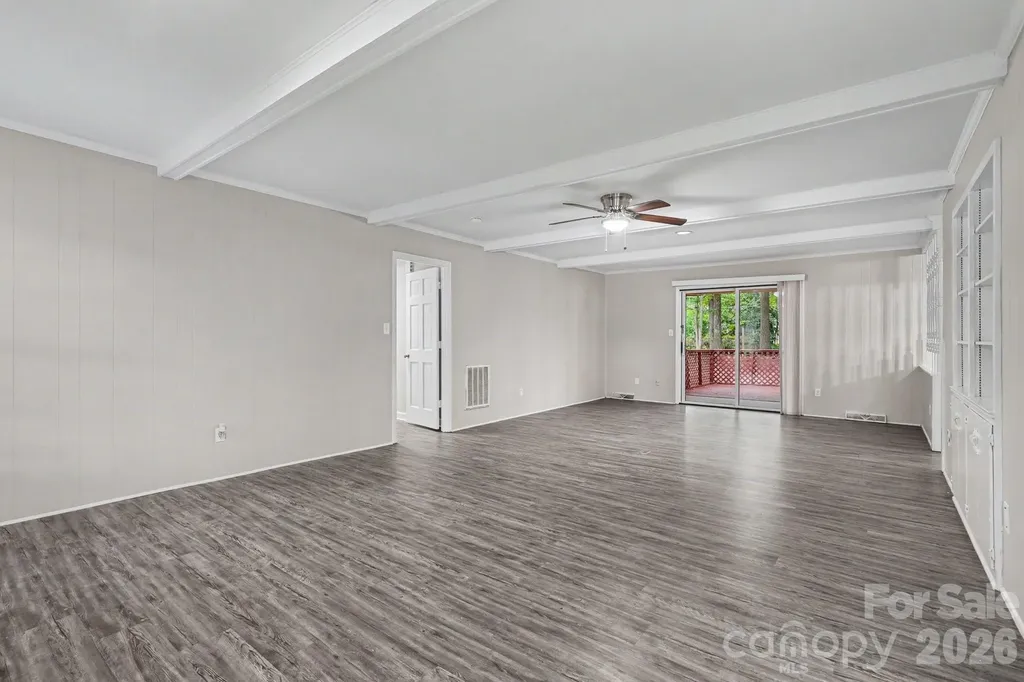 5505 Trossacks Court Charlotte NC 28212