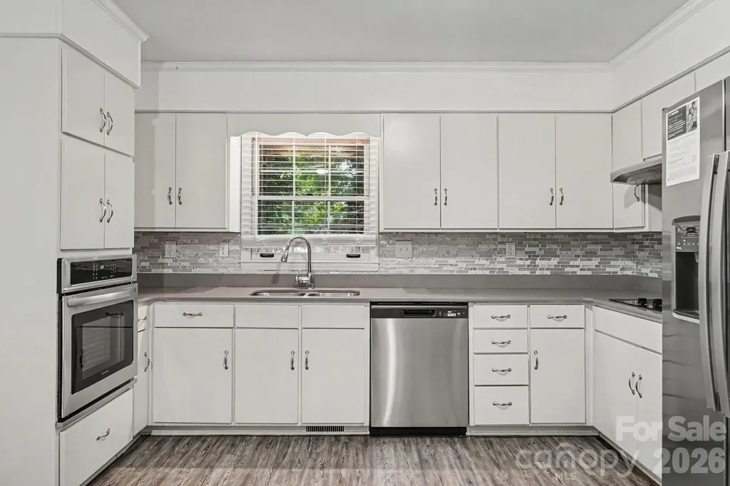 5505 Trossacks Court Charlotte NC 28212