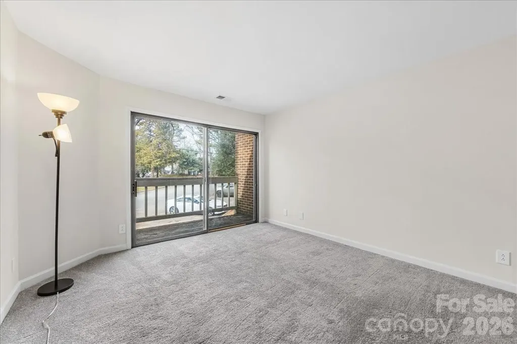 1612 Sharon Road W Charlotte NC 28210