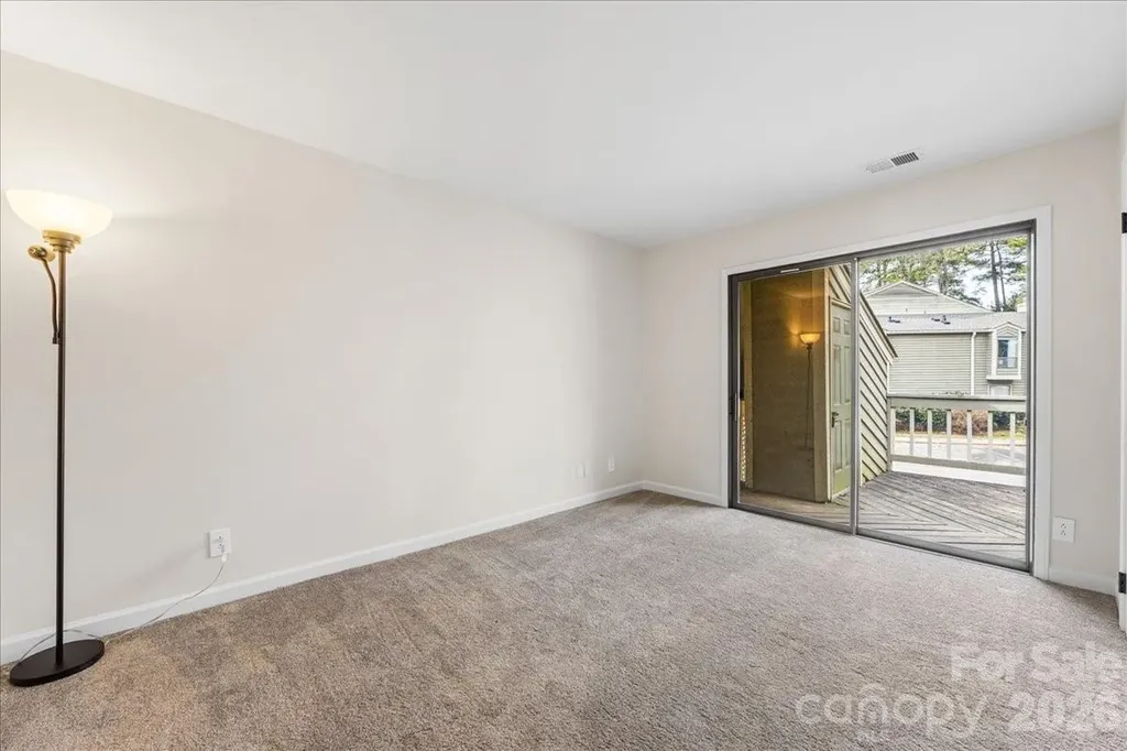 1612 Sharon Road W Charlotte NC 28210