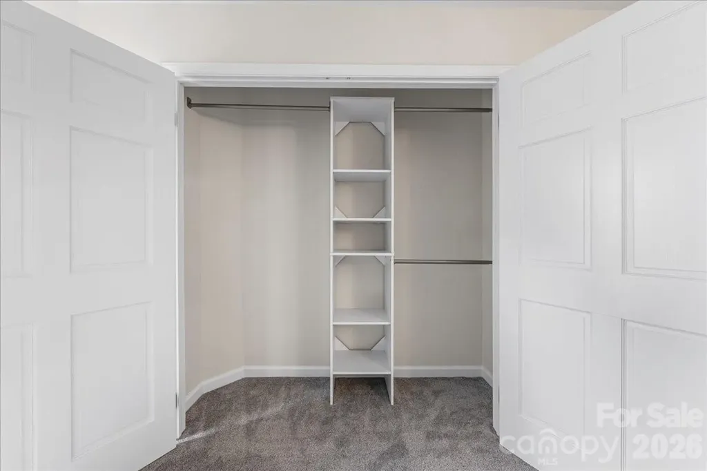 1612 Sharon Road W Charlotte NC 28210