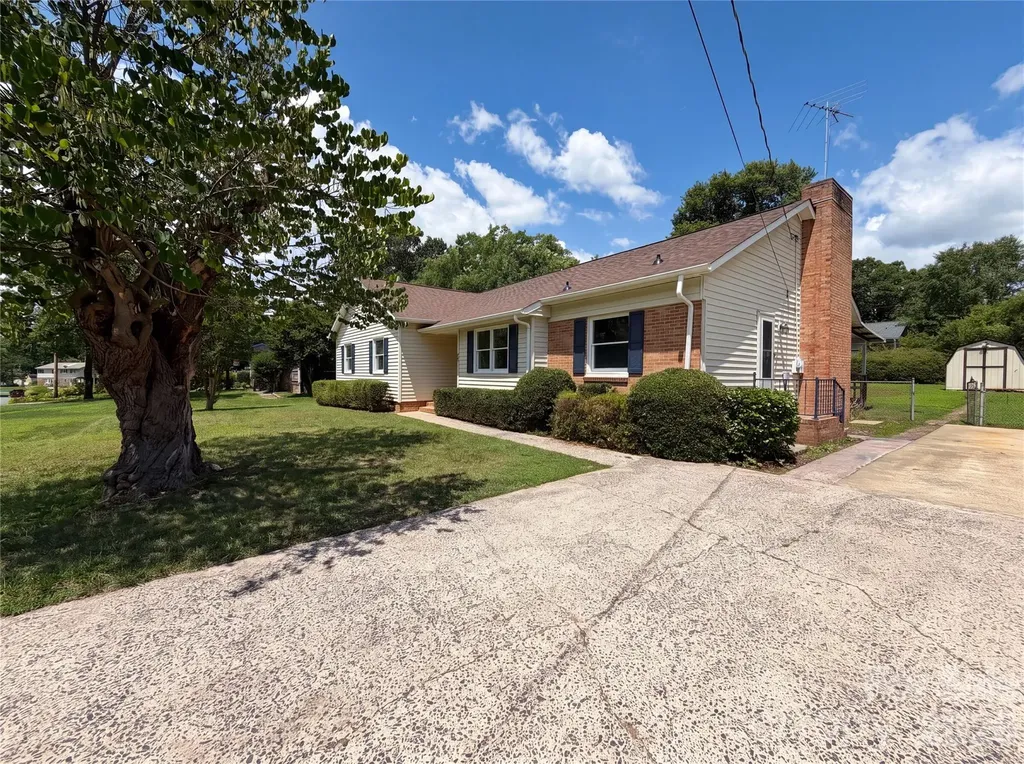 1034 Buckingham Avenue Gastonia NC 28054