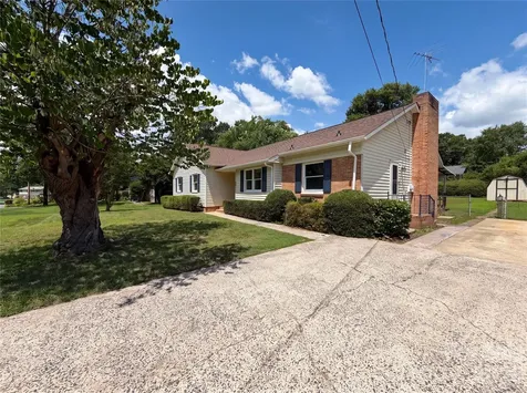 1034 Buckingham Avenue Gastonia NC 28054