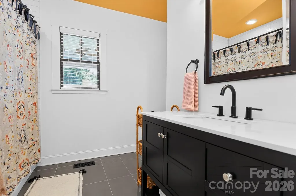 922 Drummond Avenue Charlotte NC 28205