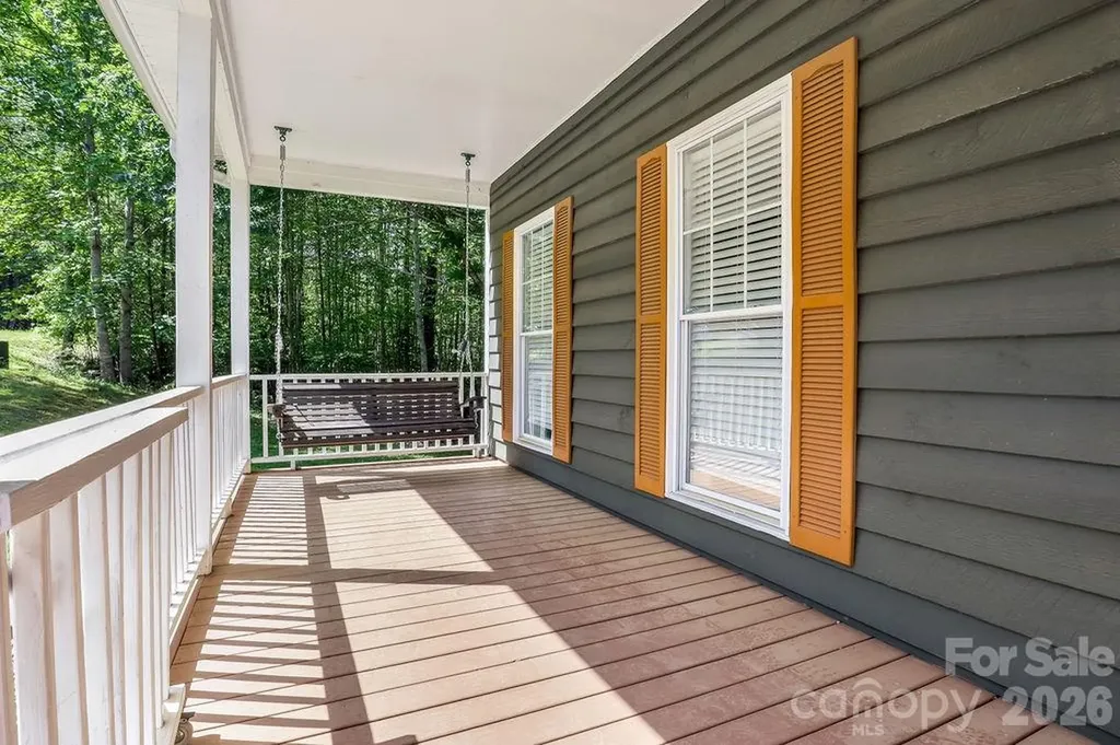 46 Indian Summer Lane Mill Spring NC 28756