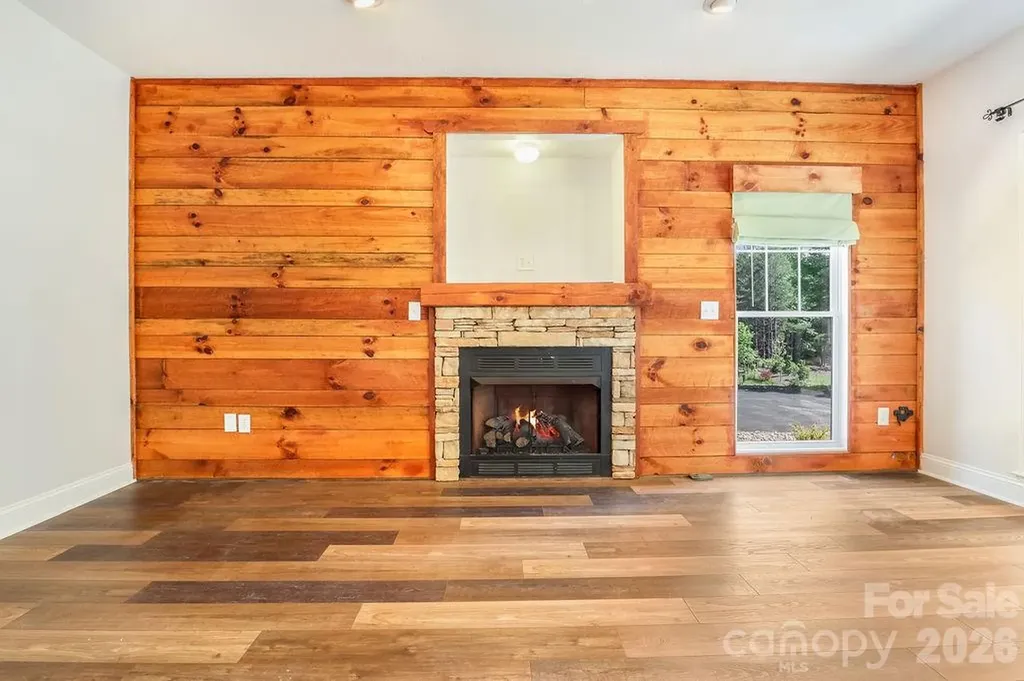 46 Indian Summer Lane Mill Spring NC 28756