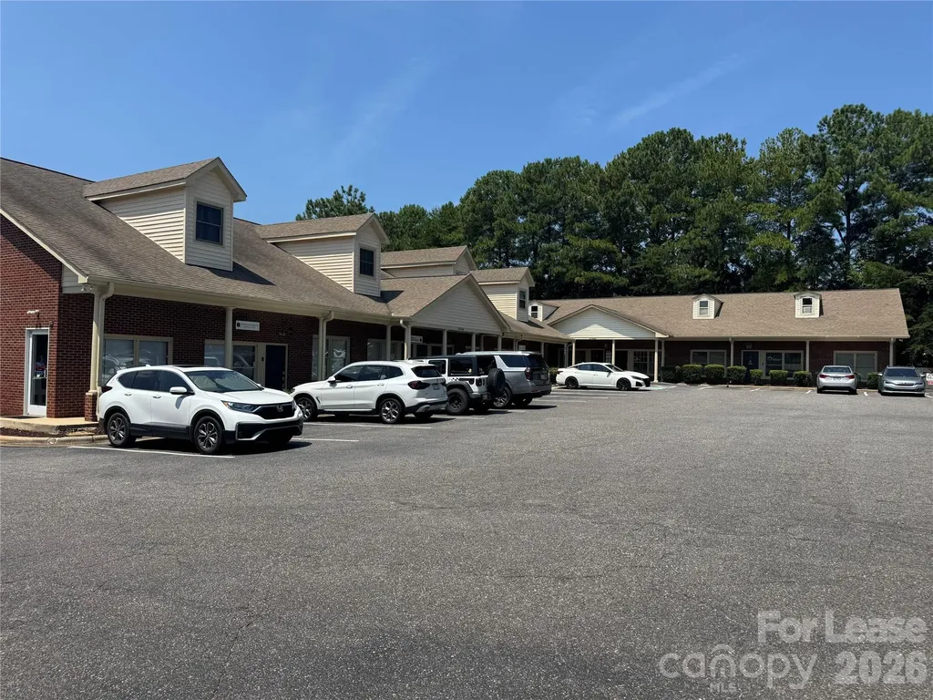 20462 Chartwell Center Drive Cornelius NC 28031