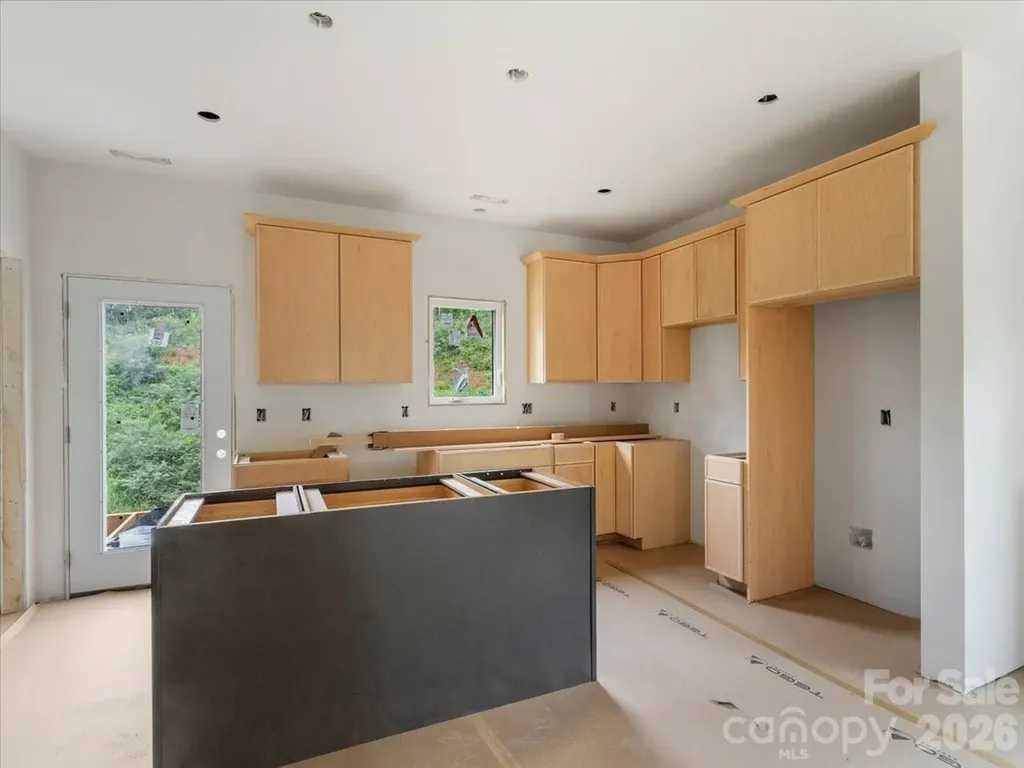 12 Weaver Hill Road Asheville NC 28805