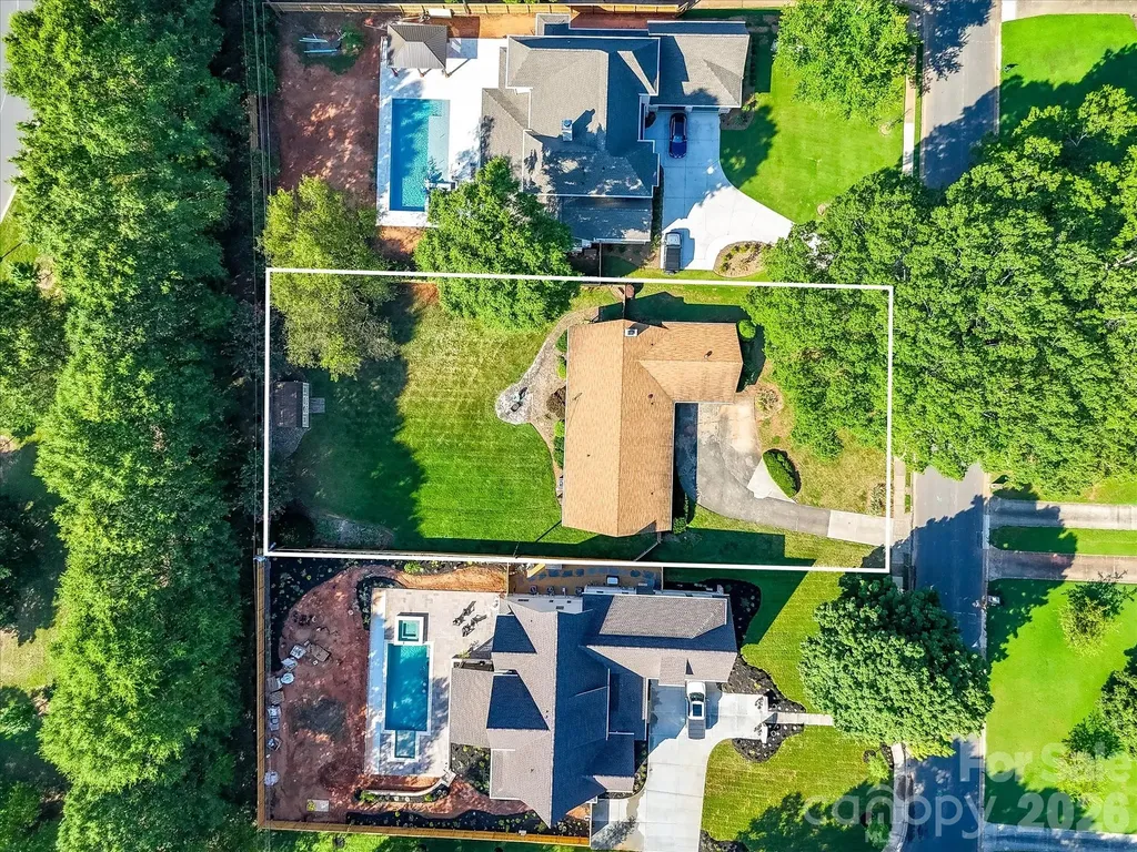911 Lansdowne Road Charlotte NC 28270