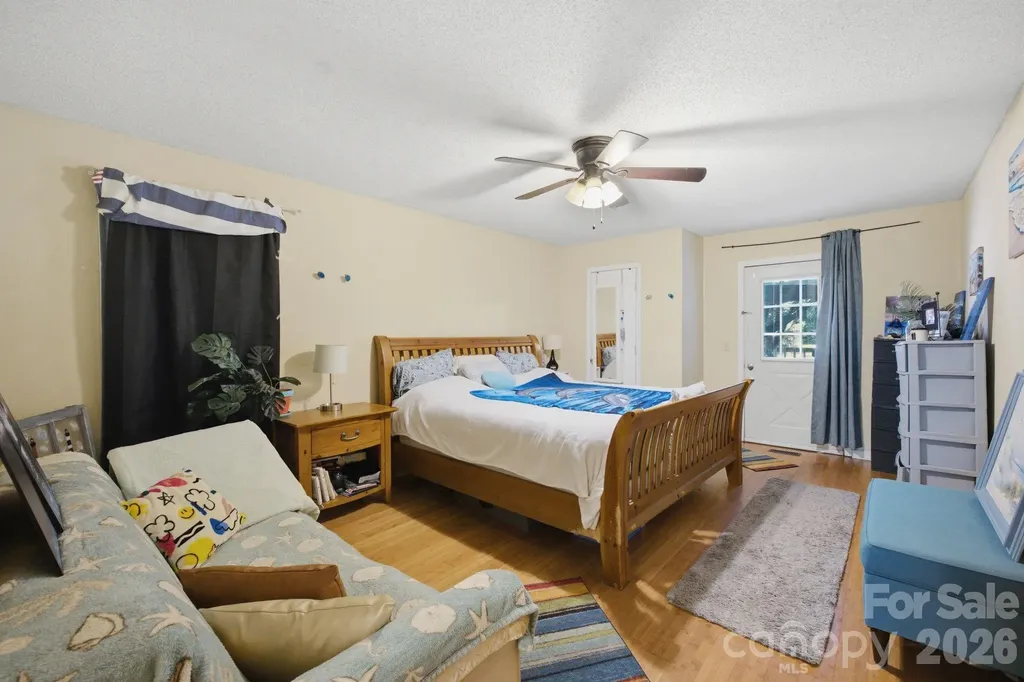 21235 Sandy Cove Road Cornelius NC 28031