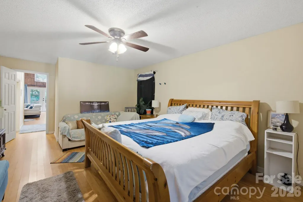 21235 Sandy Cove Road Cornelius NC 28031