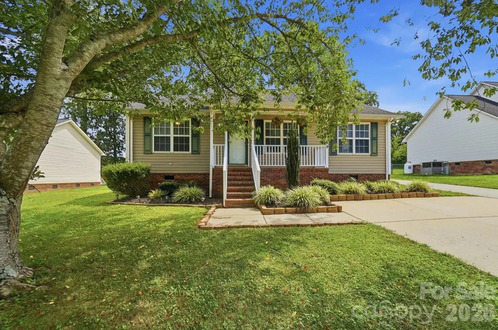 2370 Glenwood Street Kannapolis NC 28083