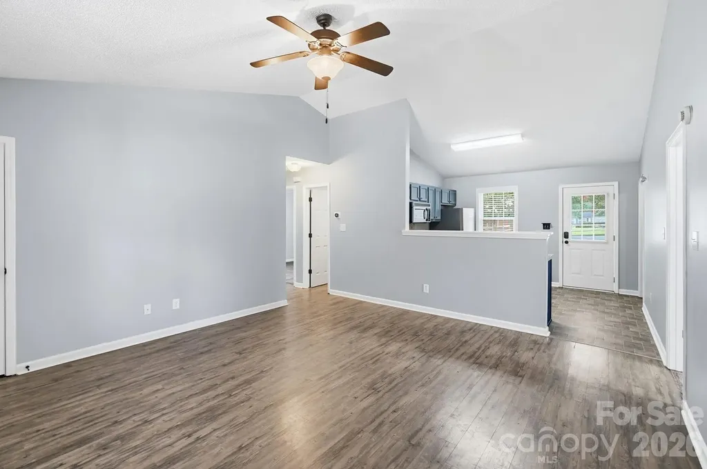 2370 Glenwood Street Kannapolis NC 28083