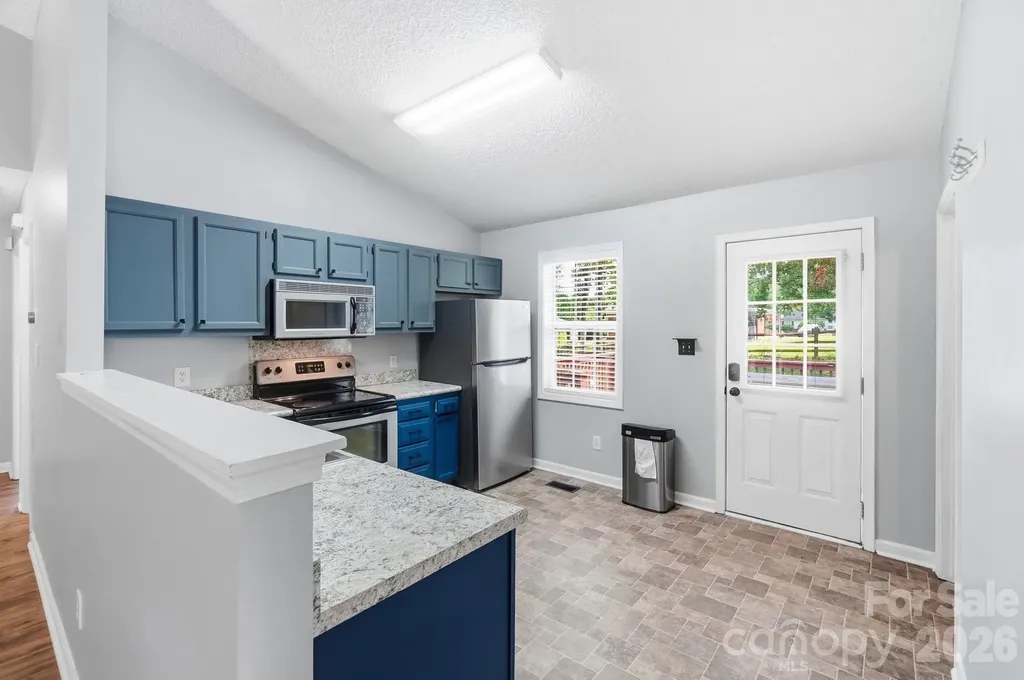 2370 Glenwood Street Kannapolis NC 28083
