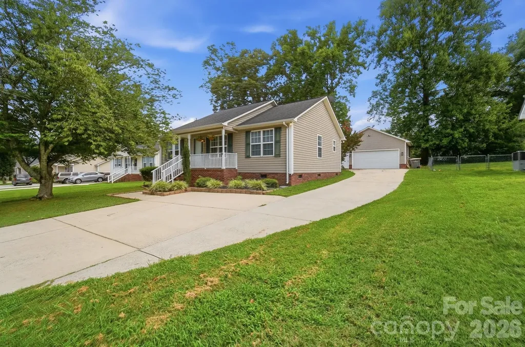 2370 Glenwood Street Kannapolis NC 28083
