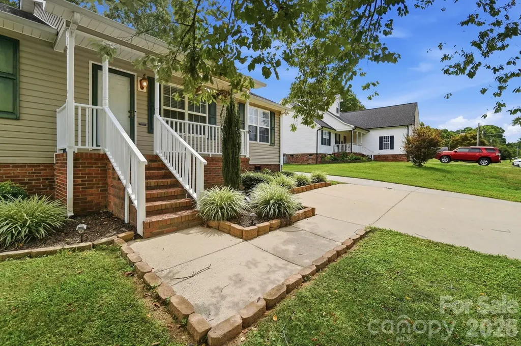 2370 Glenwood Street Kannapolis NC 28083