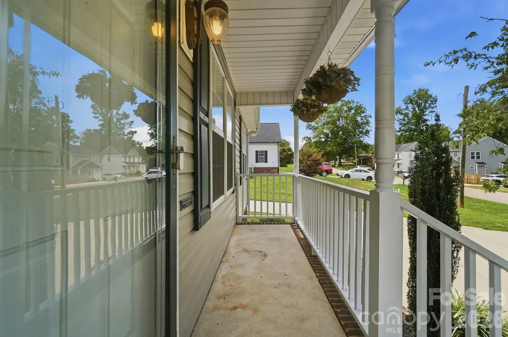 2370 Glenwood Street Kannapolis NC 28083