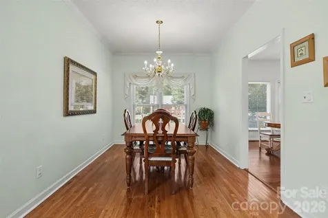10010 Drawbridge Drive Charlotte NC 28215