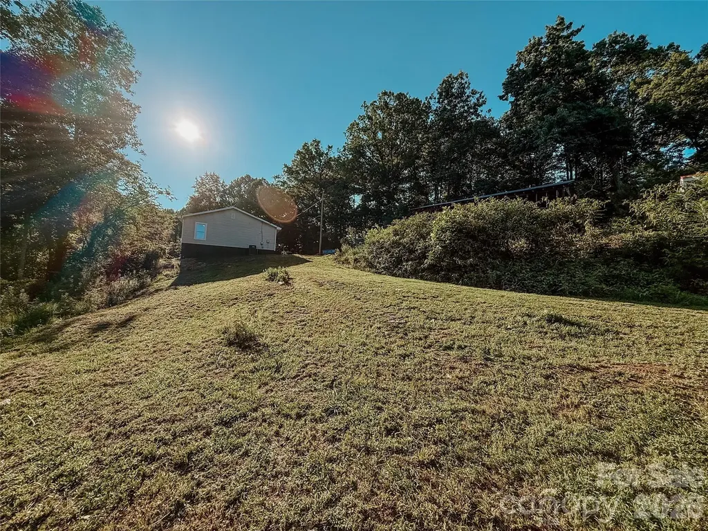 3028 Playmore Beach Road Morganton NC 28655
