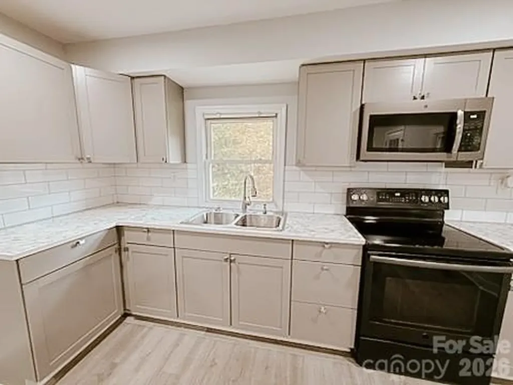 3028 Playmore Beach Road Morganton NC 28655