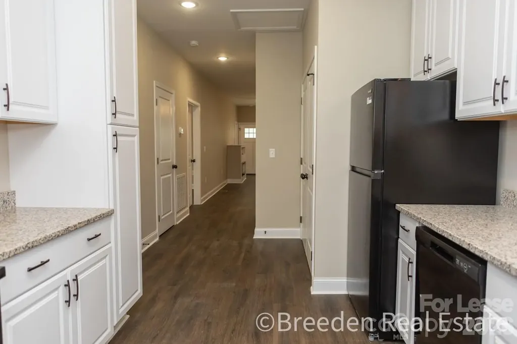 382 Harper Avenue Lenoir NC 28645