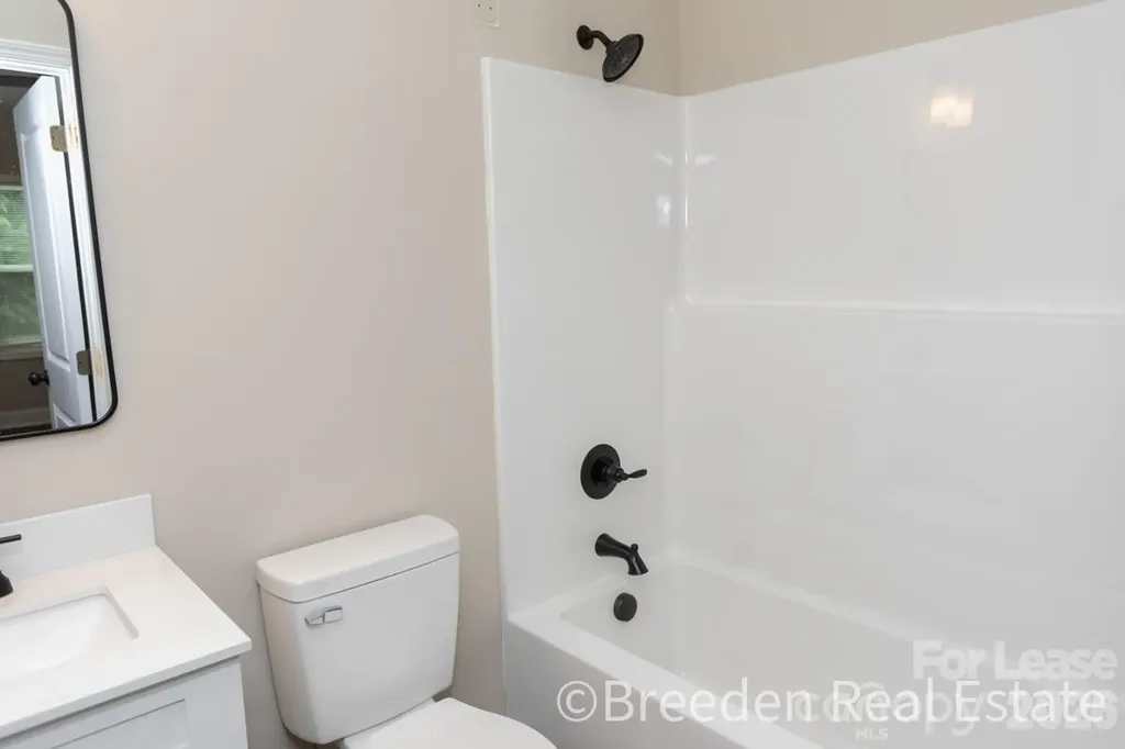 382 Harper Avenue Lenoir NC 28645